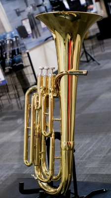 HOLTON COLLEGIATE 3 VALVE SMALL BARITONE HORN 3